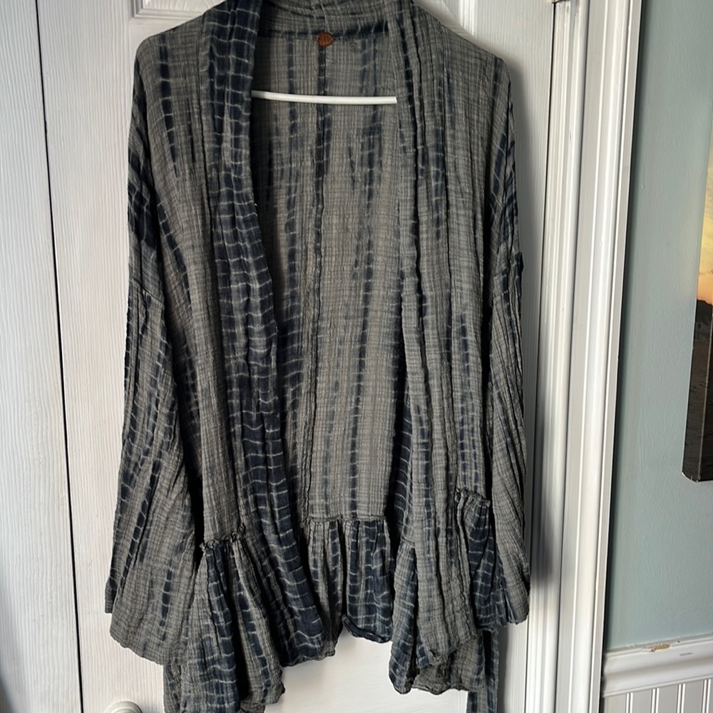 Free people tie dye ruffle duster size medium / large